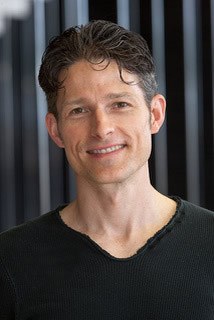 Portrait of sculptor Jeff John